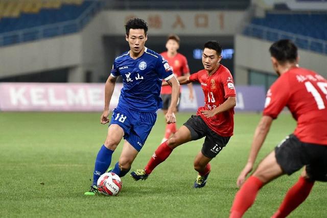福克斯32分利拉德三分绝杀 雄鹿加时险胜国王